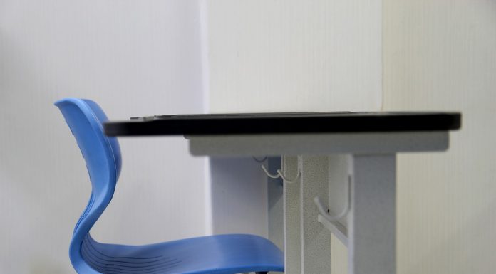 חזרה לבית ספר – כך תבחרו כיסא ותשמרו על הבריאות חזרה לבית ספר – כך תבחרו כיסא ותשמרו על הבריאות