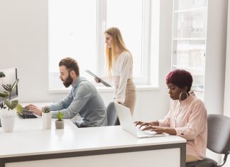 פרקטיקה עיצובית במשרד ריהוט משרדי יוקרתי