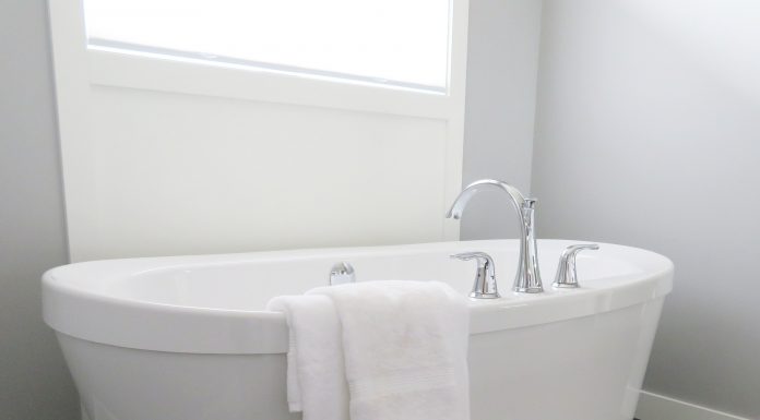 לא צריך לקנות אמבטיה חדשה – ציפוי אמבטיה הפתרון המושלם