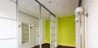 ארונות הזזה בהתאמה אישית