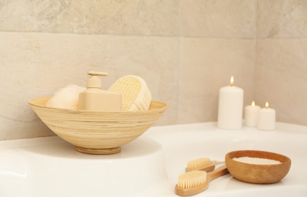 אביזרים נלווים לחדר האמבטיה והשירותים אביזרים נלווים לחדר האמבטיה והשירותים