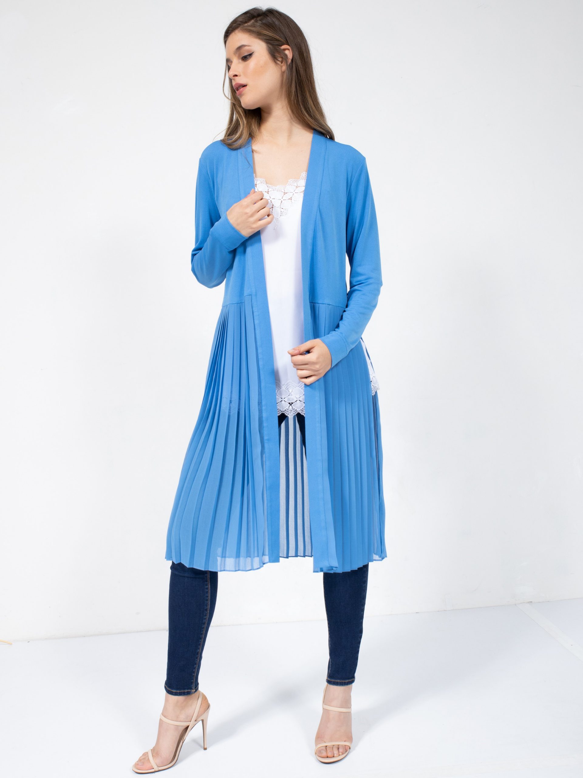 אופנה ישראלית…   רשת האופנה גולברי משיקה: קולקציית כחול לבן ברוח יום העצמאות