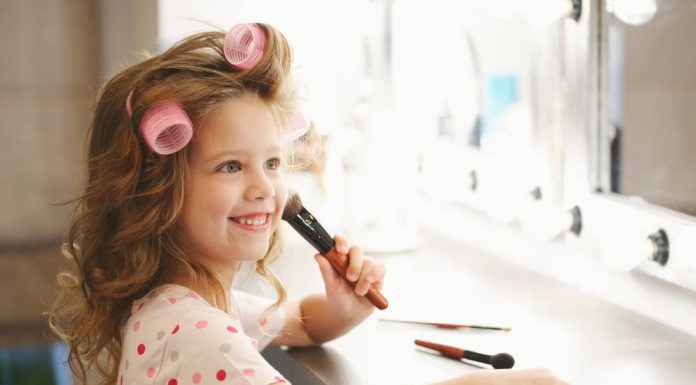 למה צריך לשים לב כשקונים ערכת איפור לילדות וילדים